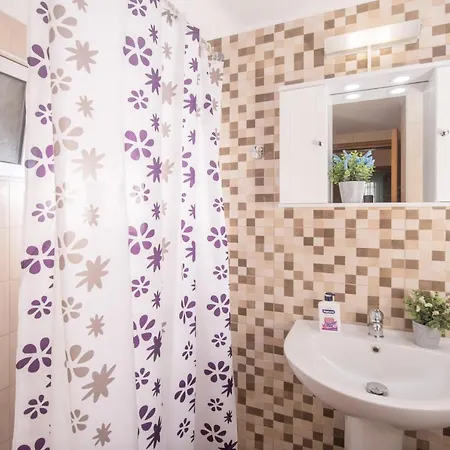 Ergina Home, Cozy 2 Bedroom Херсониссос